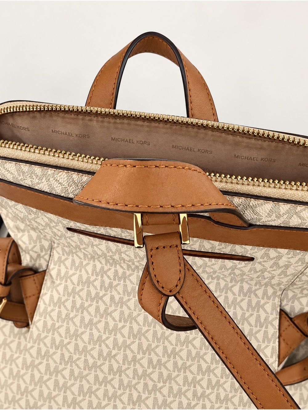 Michael Kors Cream and Tan Signature Backpack - Picture 4 of 6